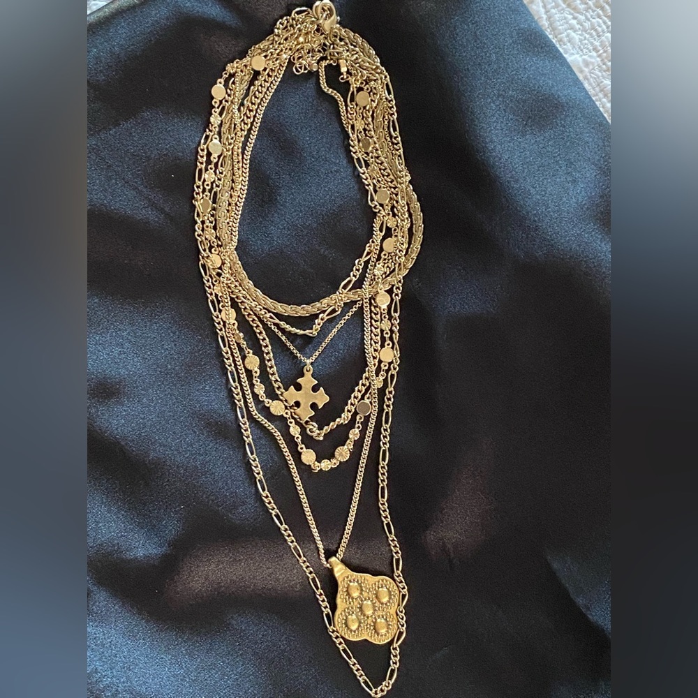 Necklase